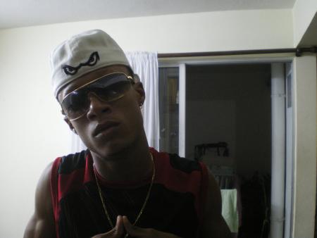 Alr komen vou me trouvez ak l&eacute; lunette B E T lol ?